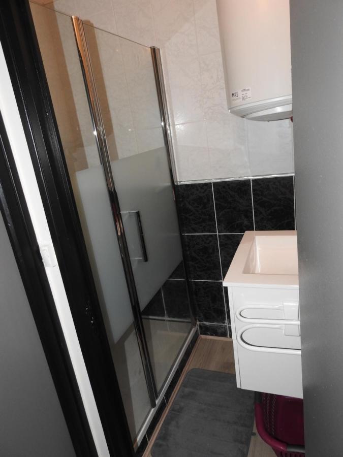 Studio Tres Confortable Limoges Exterior foto
